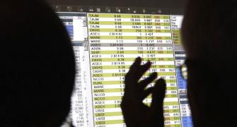 NSE, BSE bar 3 NSEL defaulters from trading