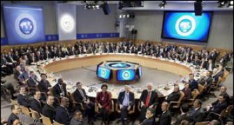 Global economic recovery 'weakening', warns IMF