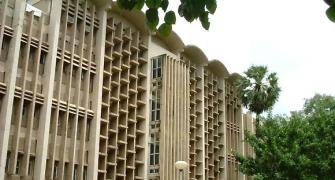 High salaries at IITs don't mean job market is recovering