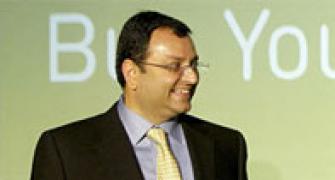 Challenging year ahead for Tata Motors, warns Mistry