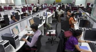 India sets up elaborate system to tap phone calls, e-mails