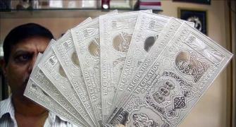 Rupee sinks to all-time low on huge FII outflows