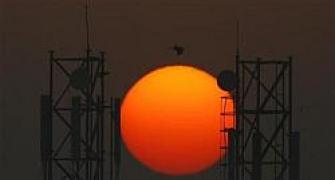 EGoM to discuss 3rd round of spectrum auction on Wed