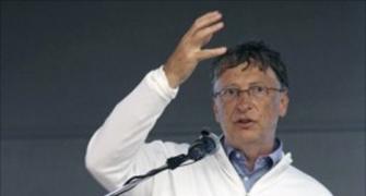 Bill Gates, Ballmer seek re-election to Microsoft board
