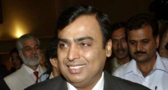 Reliance posts marginal rise in 4Q profit to Rs 5,631 crore