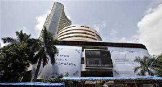 Sensex hovers around 25,500; Infosys up 2%