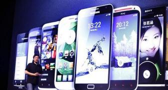 India's smartphone market sees 1% decline in H1