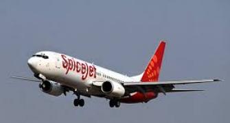 Banks tell SpiceJet to repay dues
