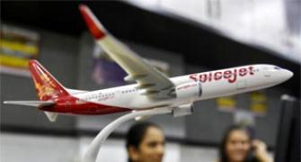 SpiceJet now bets on discounts and a white knight