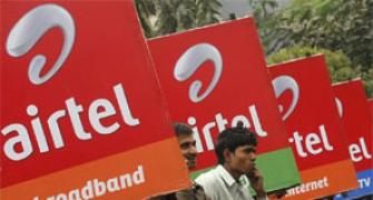 Bharti agrees to buy smaller rival Loop Mobile