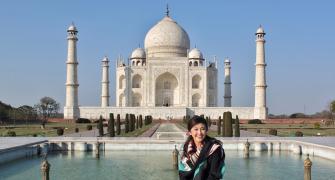 Now, tour around Taj Mahal sitting in your living room!