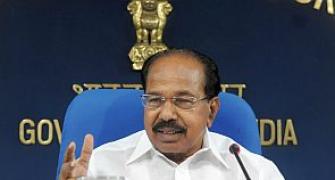 Green nod difficult if panchayats oppose: Moily