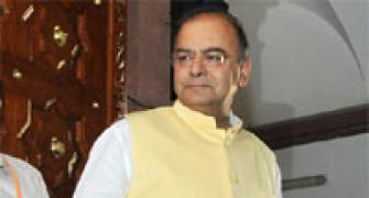 Rating agencies say Jaitley's fiscal targets hard to achieve