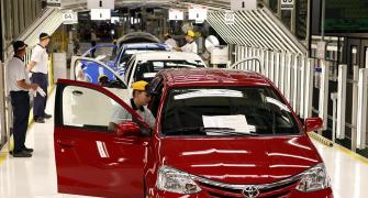 Auto cos face April heat; Toyota, Hyundai sales decline