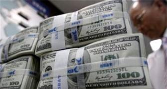 Rupee recovers 8 paise against dollar on RBI intervention