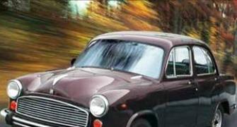 ICICI Bank acquires 5.15% stake in Hindustan Motors