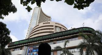 Markets fall further; Infosys on a high before Q4 results
