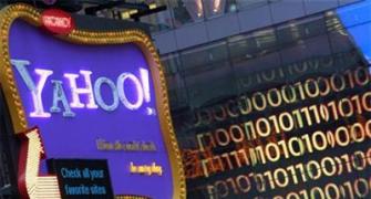 Will Yahoo sell its Internet business?