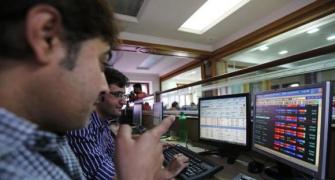 Sensex hits 1-month closing low; Hindalco plunges