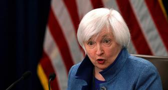 US Fed rate hike puts bonds, rupee under pressure