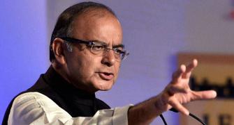 Jaitley files another Rs 10 crore defamation suit against Kejriwal