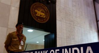 RBI's Vision 2021 aims for 'cash-lite' society