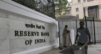 RBI to cut rates by 40 bps before end of FY20: Fitch