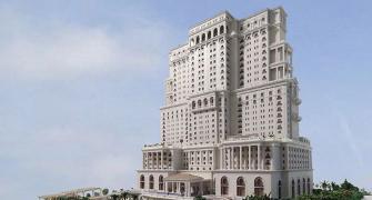 Which is going be the biggest hotel complex in India?