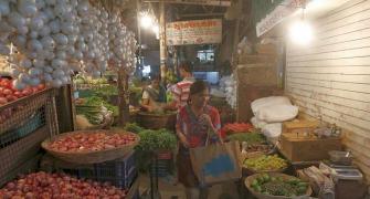 Average inflation dips to 6-yr low of 3.3% in 2017-18: Survey