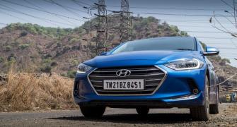 Hyundai Elantra is good for a pleasant driving experience