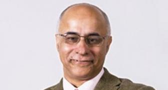 Mindtree's Subroto Bagchi quits govt role to save firm