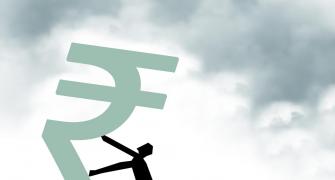 Rupee may end as worst performing currency in Asia