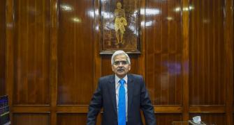 RBI announces fresh plans to halt economic decline