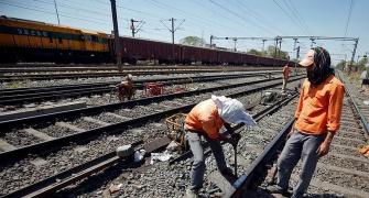 Modi's plan to privatise Railways nearly derails