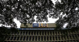 10 merchant bankers to manage LIC IPO