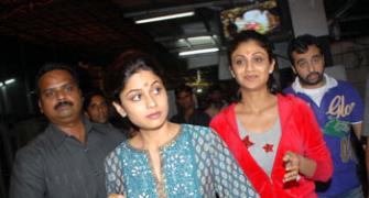 Shilpa Shetty, Raj Kundra visit Siddhivinayak temple