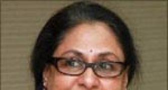 Jaya Bachchan not keeping well: Big B