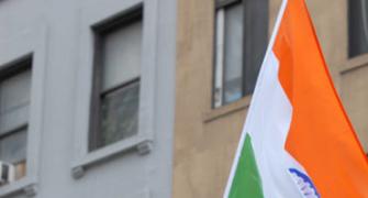 Preity Zinta, Sridevi cheer for India in New York