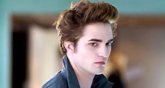 How Robert Pattinson is related to Dracula!