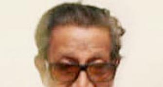 Bal Thackeray pays tribute to Shammi Kapoor 