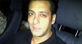Salman leaves for US, friends wish him well