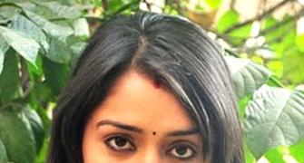 Nikitha: Prove my 'affair' with Darshan