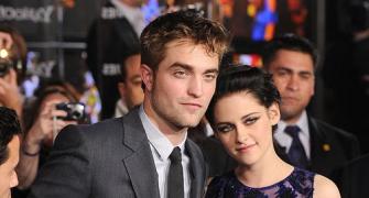 Kristen Stewart apologises to Pattinson over affair