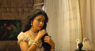 PIX: Shriya Saran gets a SEXY royal look