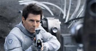 Review: Tom Cruise saves mankind YET AGAIN in Oblivion