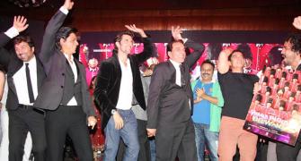 PIX: Shah Rukh, Aamir, Hrithik dance with Dharmendra!