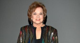 Former child star Shirley Temple passes away