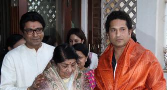 PIX: Lata Mageshkar, Sachin Tendulkar meet with Raj Thackeray
