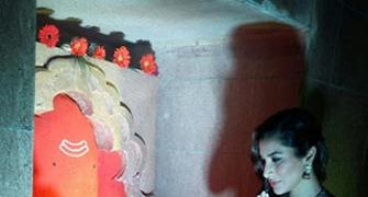 PIX: Sophie Choudry, Shashtri sisters visit Ganpati pandals