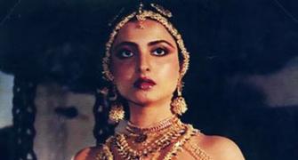 Quiz: What role did Rekha play in Utsav?